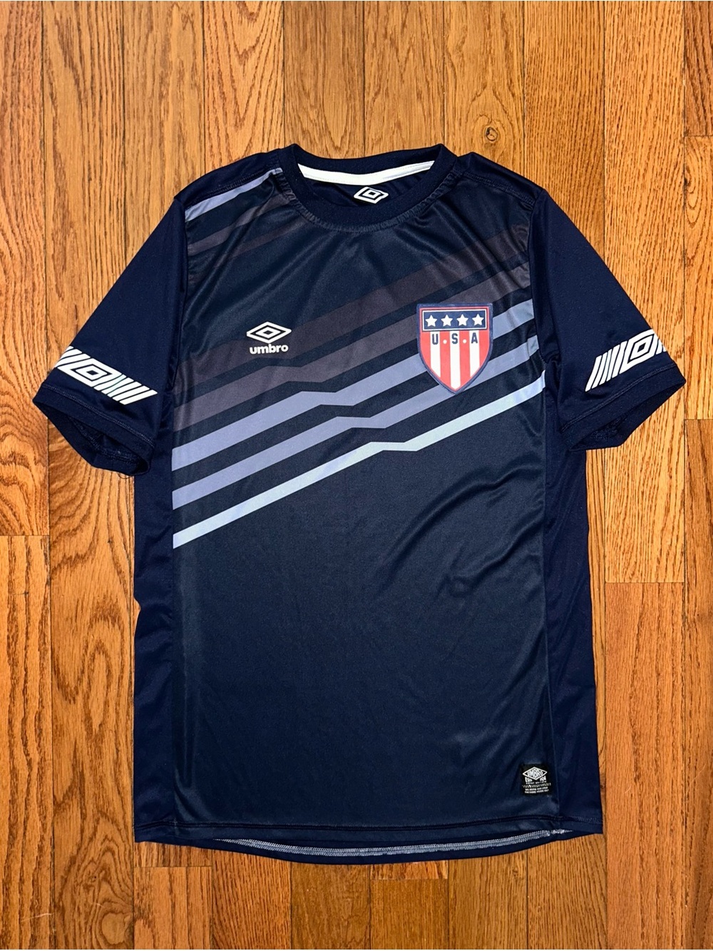 USA 2015 Umbro Jersey Size Medium